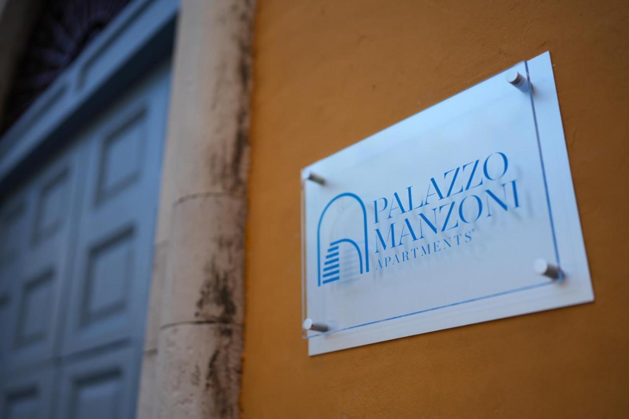 Palazzo Manzoni Apartments Bari Eksteriør billede