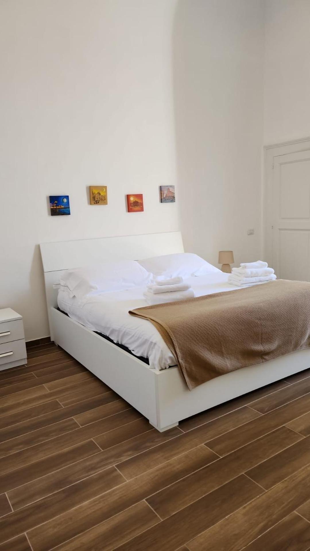 Palazzo Manzoni Apartments Bari Eksteriør billede